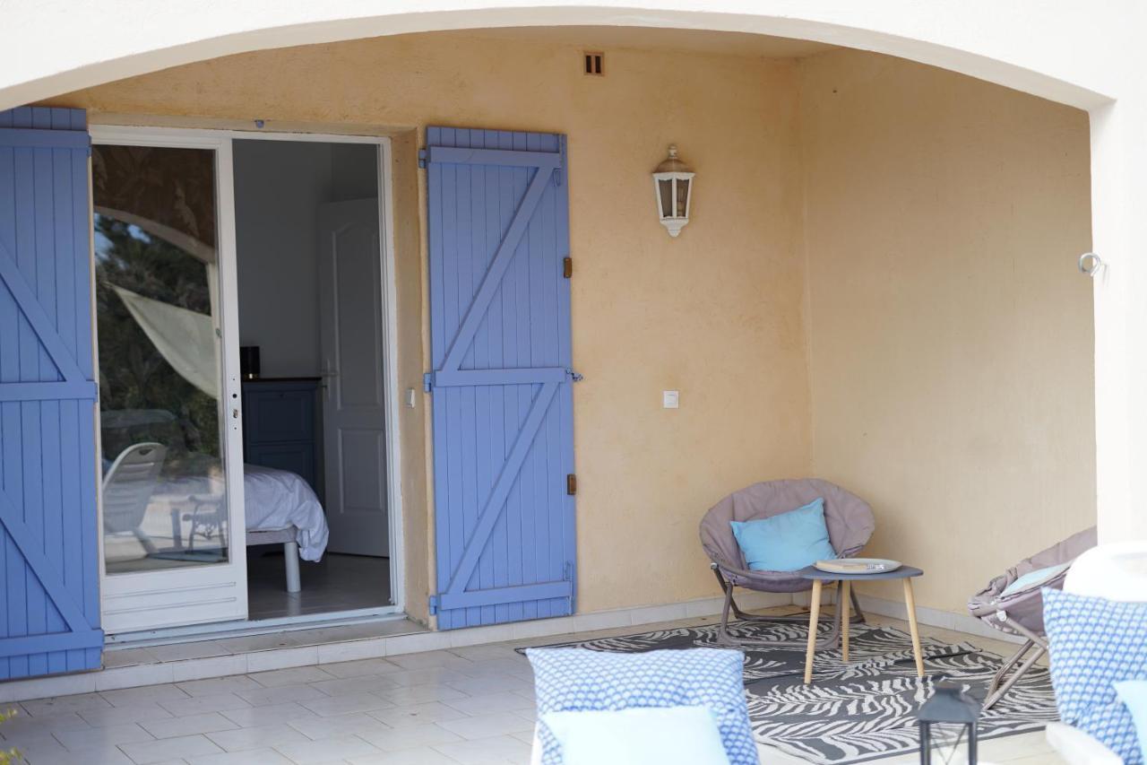 Les Volets Bleus Otel Spéracèdes Dış mekan fotoğraf