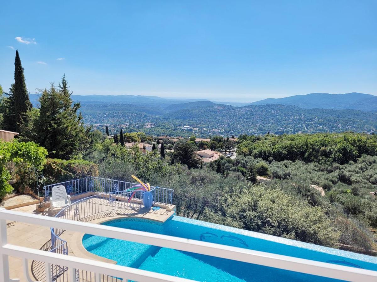 Les Volets Bleus Otel Spéracèdes Dış mekan fotoğraf